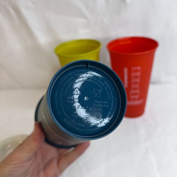 Starbucks Reusable Color Changing Cold Hot Plastic Cups Set of 3 w/ Coffee Lids - Picture 3 of 13